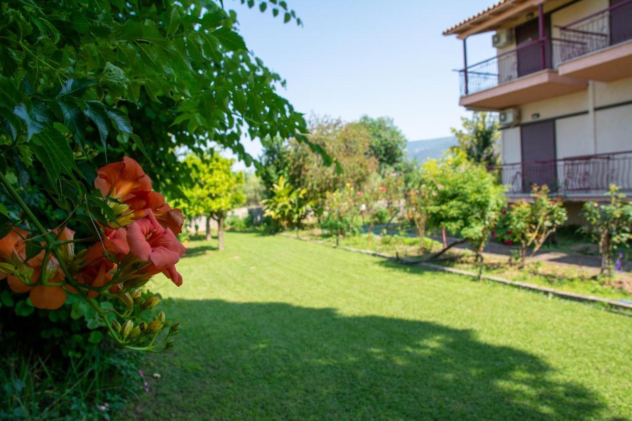Ritsinia Apartments Éjo Kültér fotó